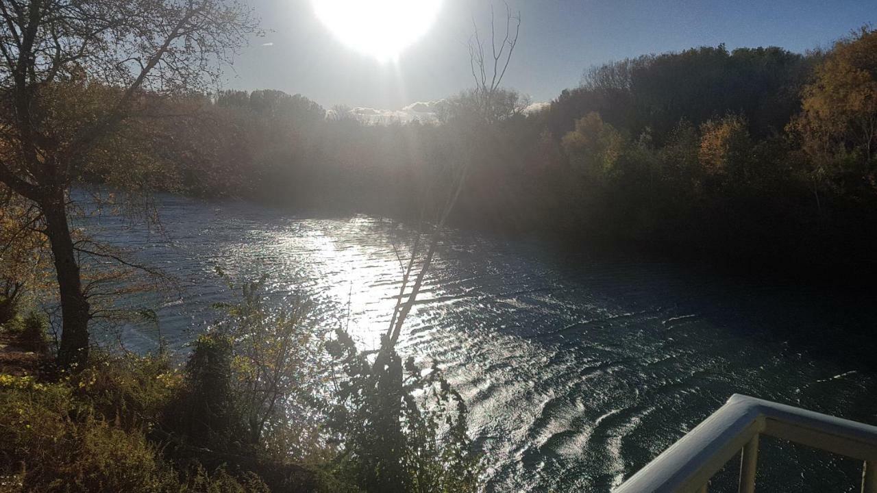 Gite Face A La Riviere -Proche Du Pont Du Gard- Montfrin Zewnętrze zdjęcie